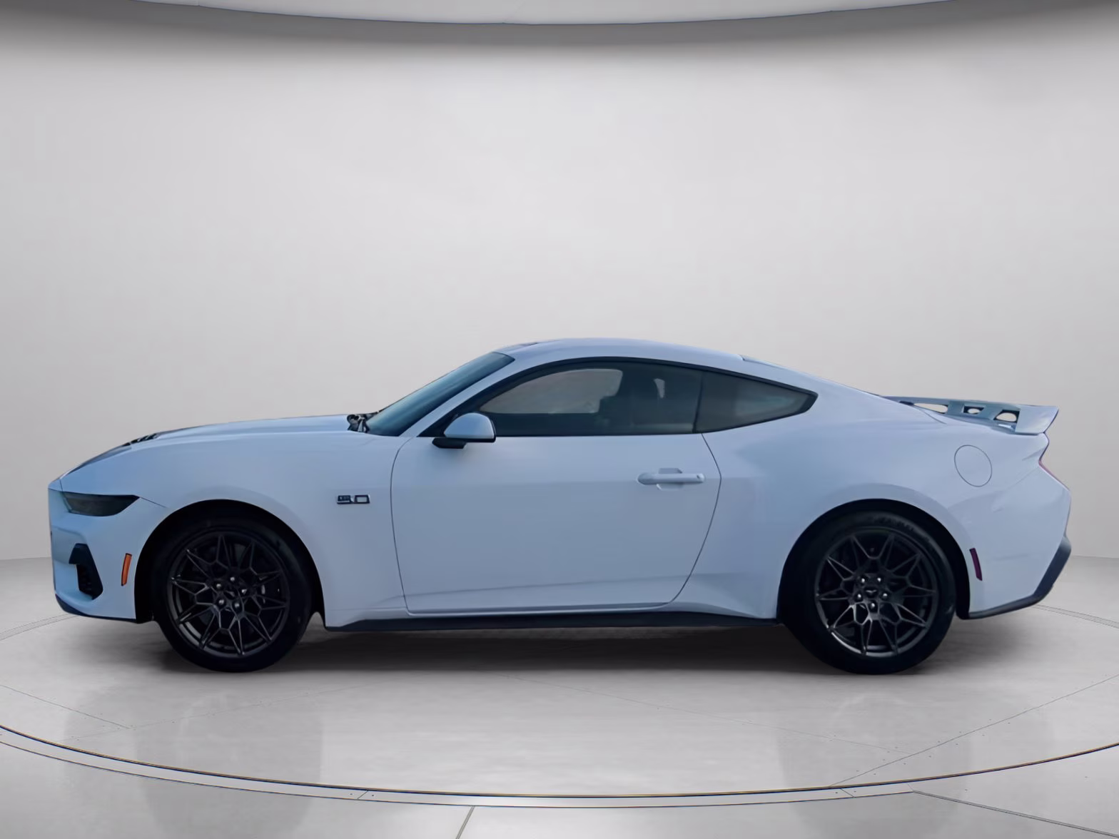 2026 Oxford White Ford Mustang GT Premium RWD Coupe