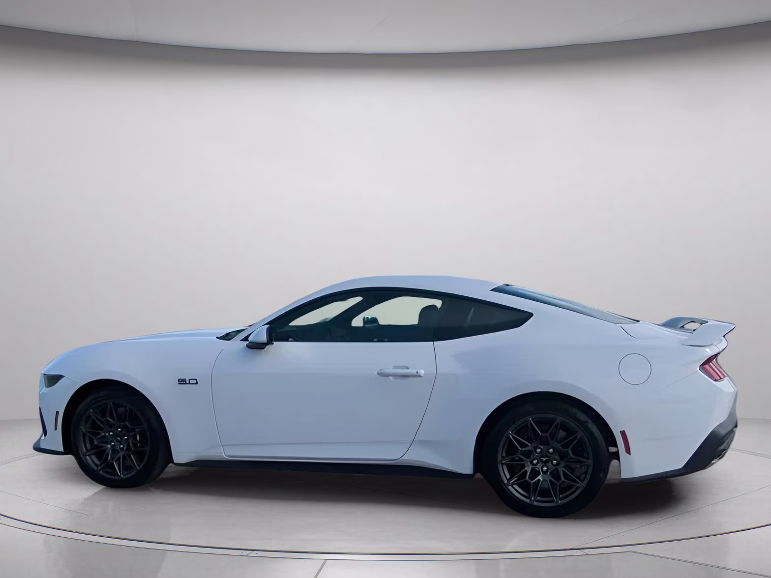 2026 Oxford White Ford Mustang GT Premium RWD Coupe