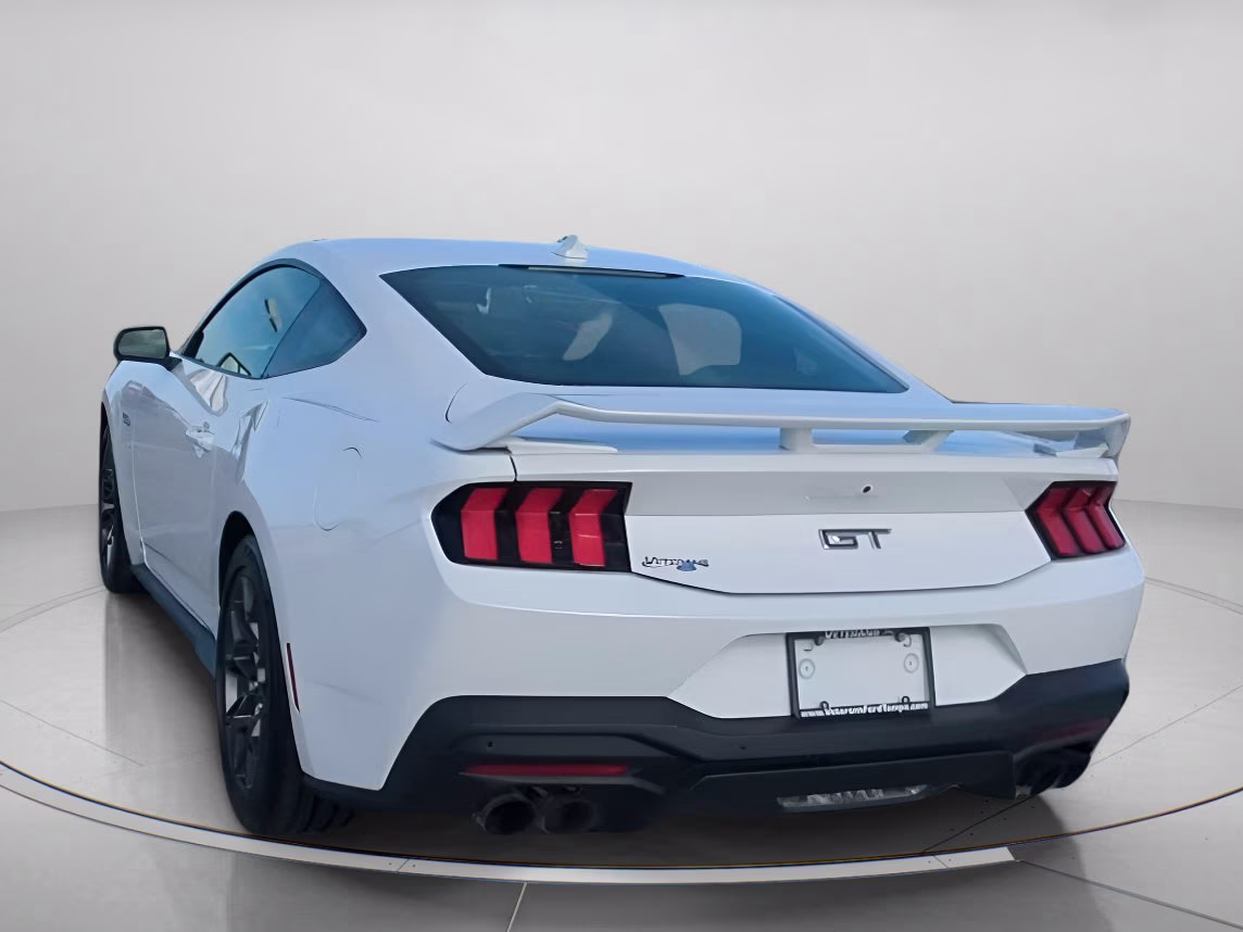 2026 Oxford White Ford Mustang GT Premium RWD Coupe