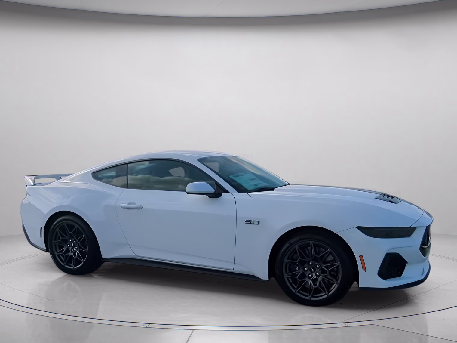 2026 Oxford White Ford Mustang GT Premium RWD Coupe