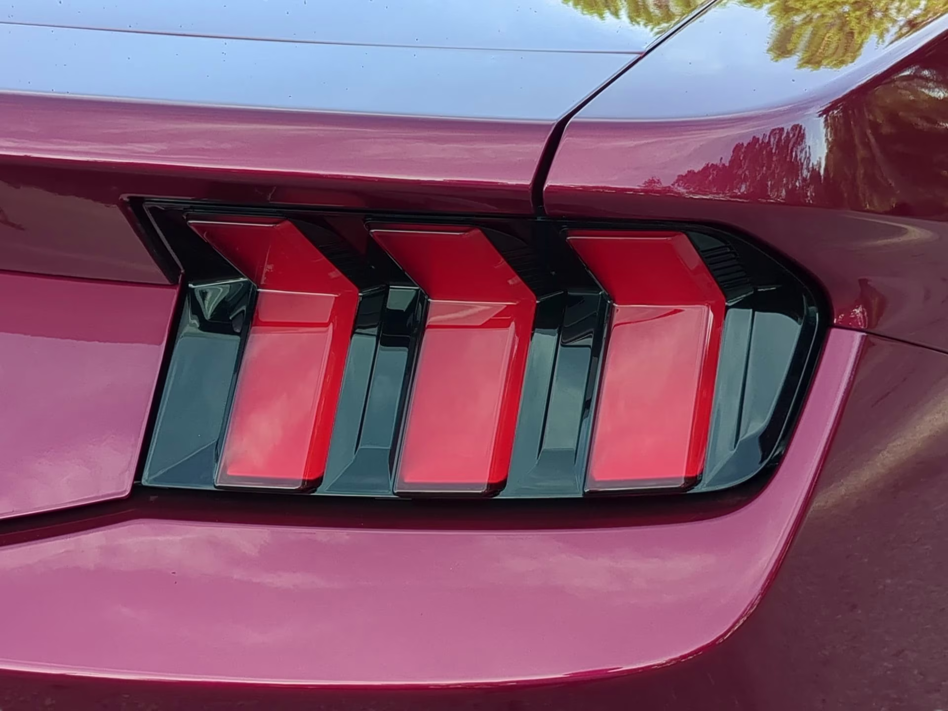 2026 Molten Magenta Metallic Tinted Clearcoat Ford Mustang EcoBoost RWD Coupe