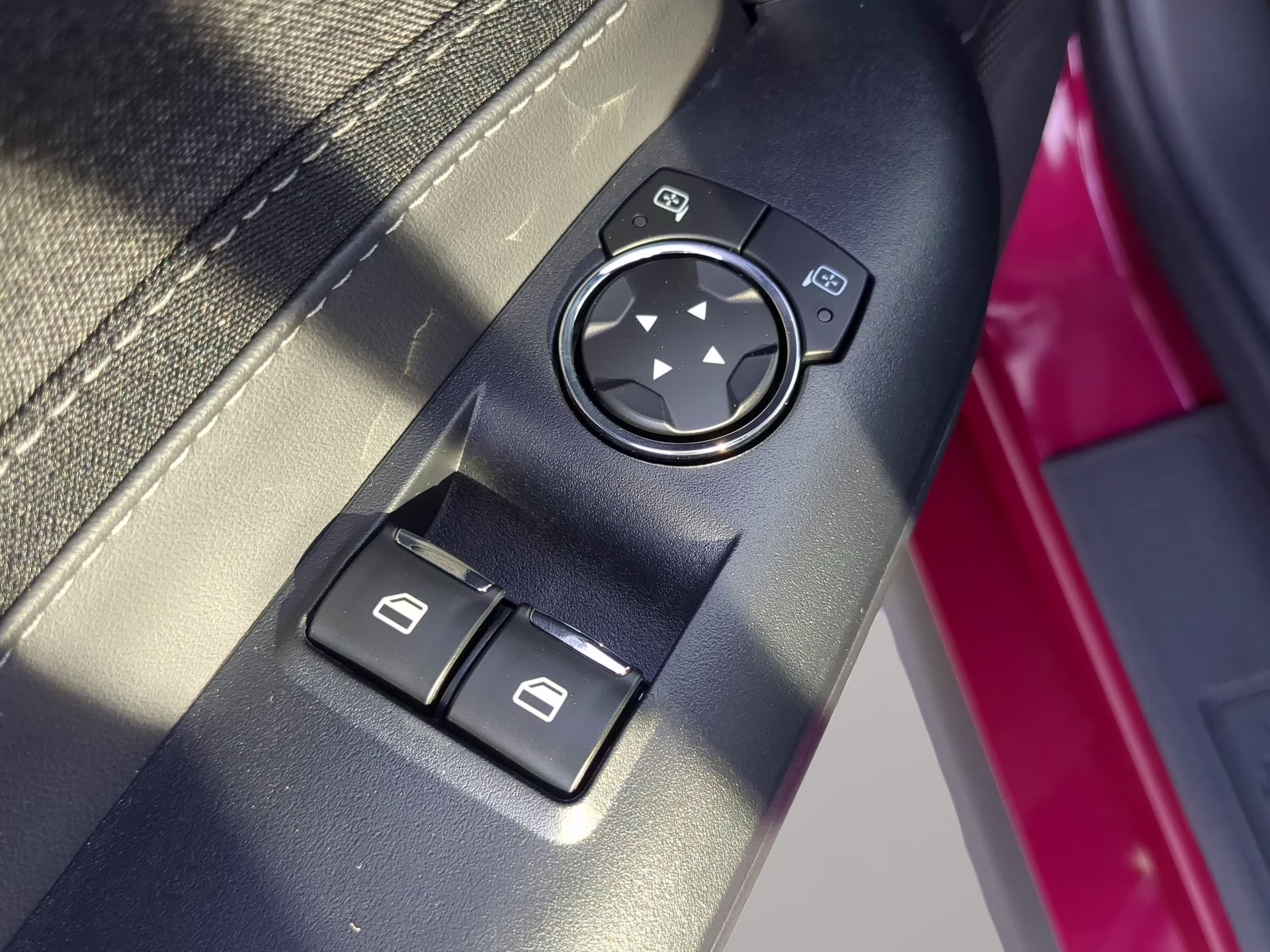 2026 Molten Magenta Metallic Tinted Clearcoat Ford Mustang EcoBoost RWD Coupe