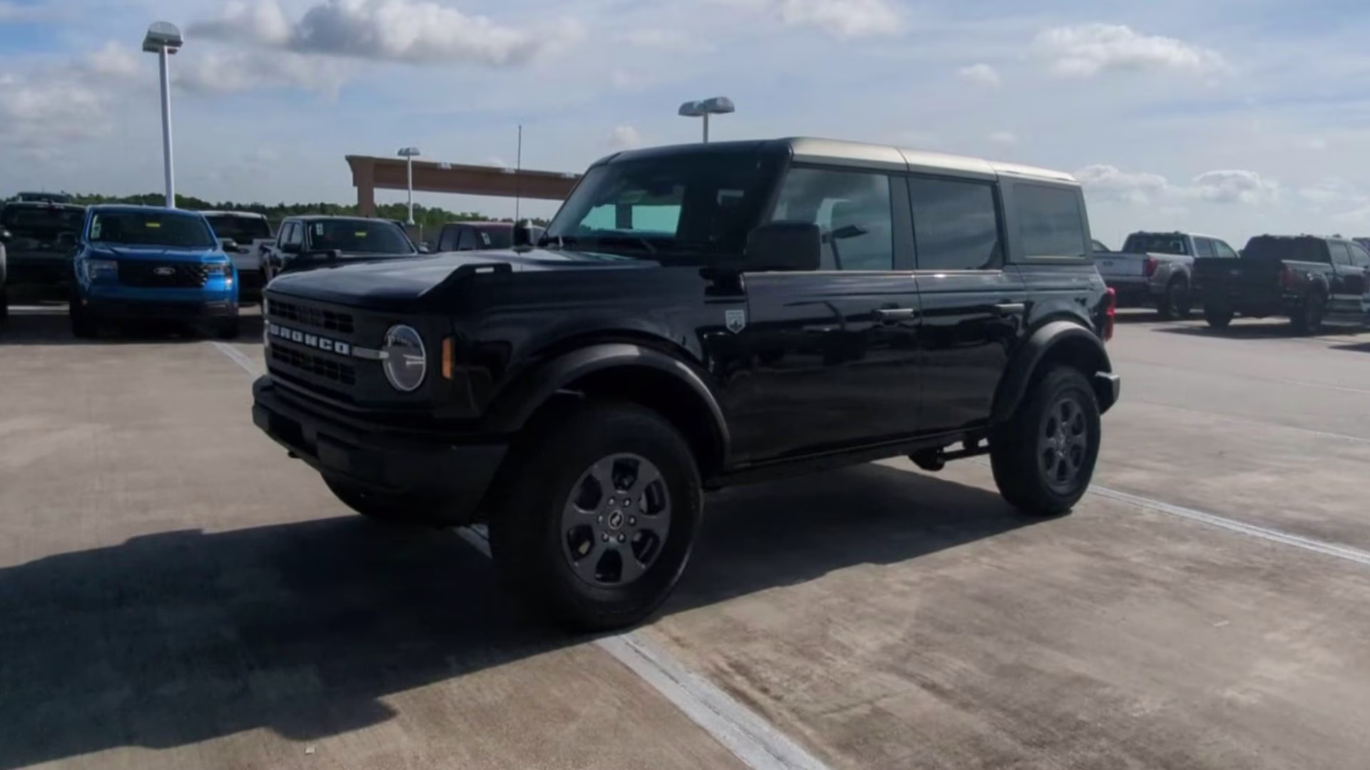 2026 Shadow Black Ford Bronco Big Bend 4X4 Convertible