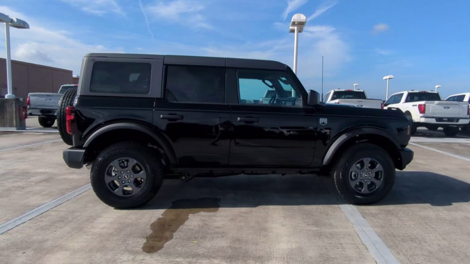 2026 Shadow Black Ford Bronco Big Bend 4X4 Convertible