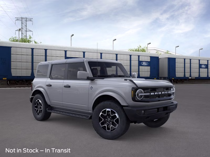 2026 Avalanche Gray Ford Bronco Outer Banks 4X4 Convertible