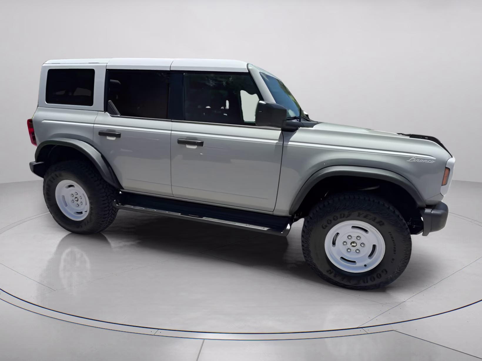 2026 Avalanche Gray Ford Bronco Heritage Edition 4X4 Convertible