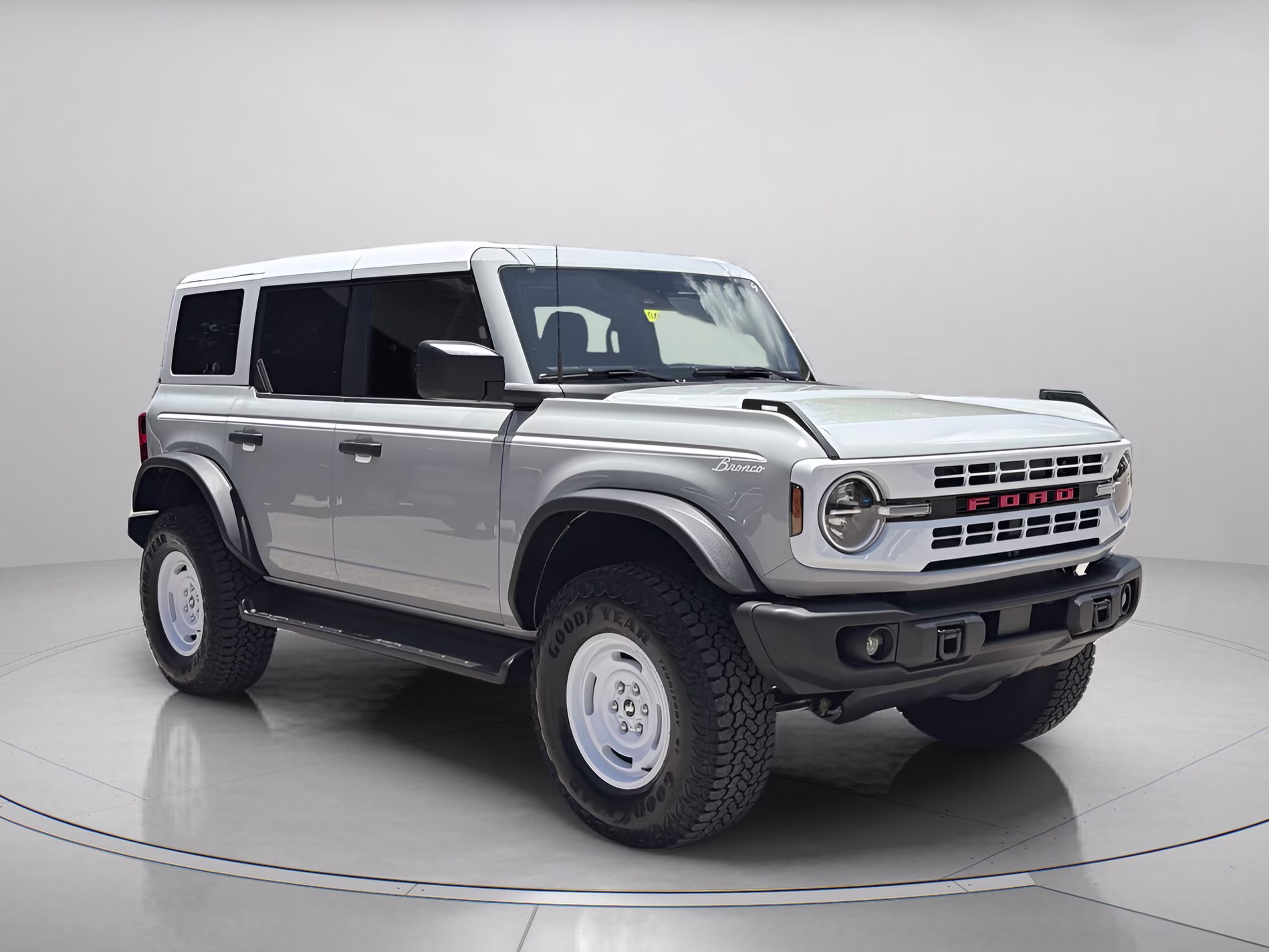 2026 Avalanche Gray Ford Bronco Heritage Edition 4X4 Convertible