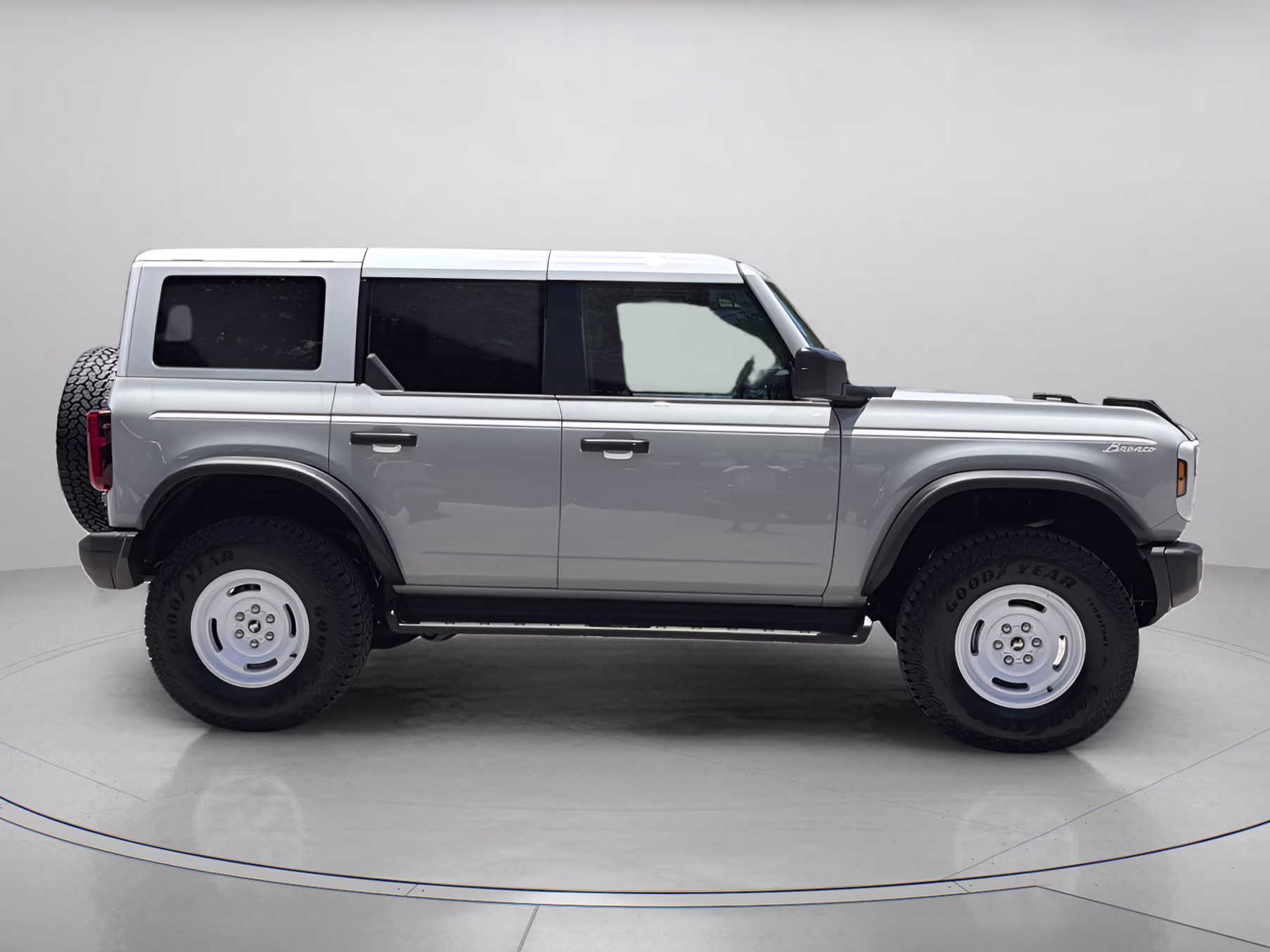 2026 Avalanche Gray Ford Bronco Heritage Edition 4X4 Convertible