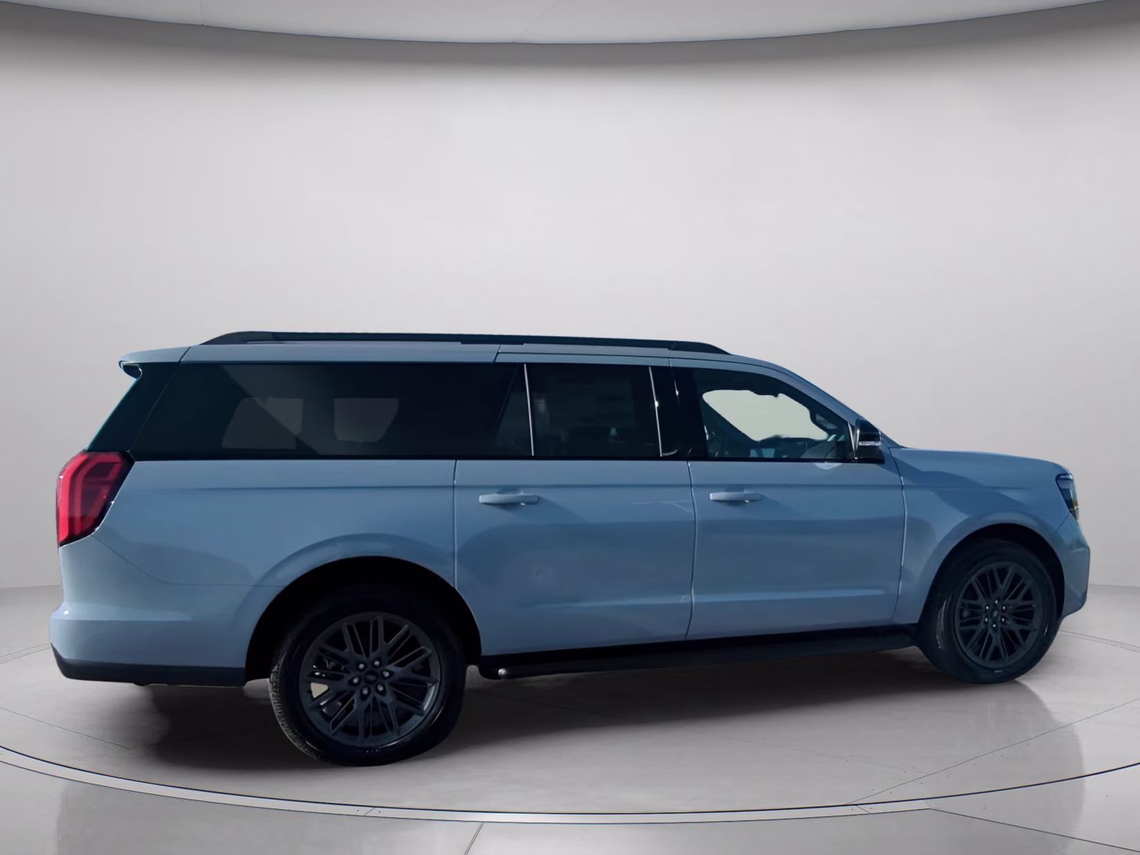 2026 Glacier Gray Metallic Tri-Coat Ford Expedition Max Platinum 4X4 SUV