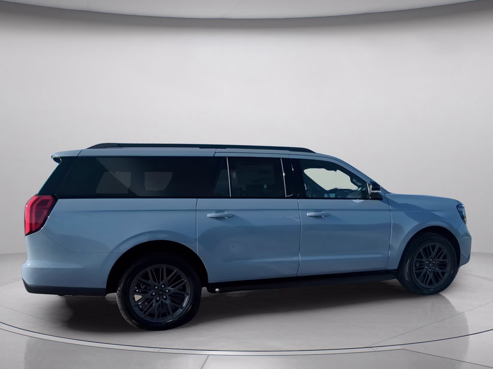 2026 Glacier Gray Metallic Tri-Coat Ford Expedition Max Platinum 4X4 SUV