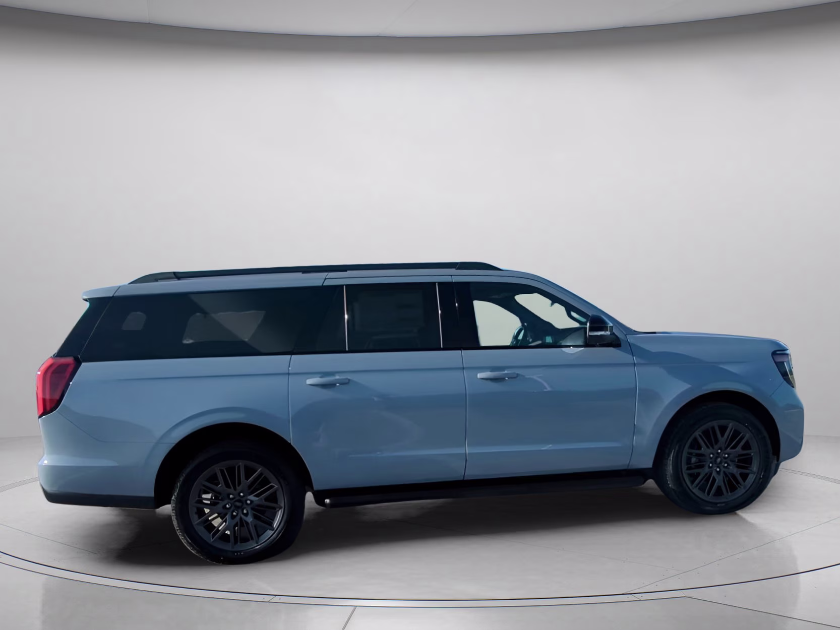 2026 Glacier Gray Metallic Tri-Coat Ford Expedition Max Platinum 4X4 SUV