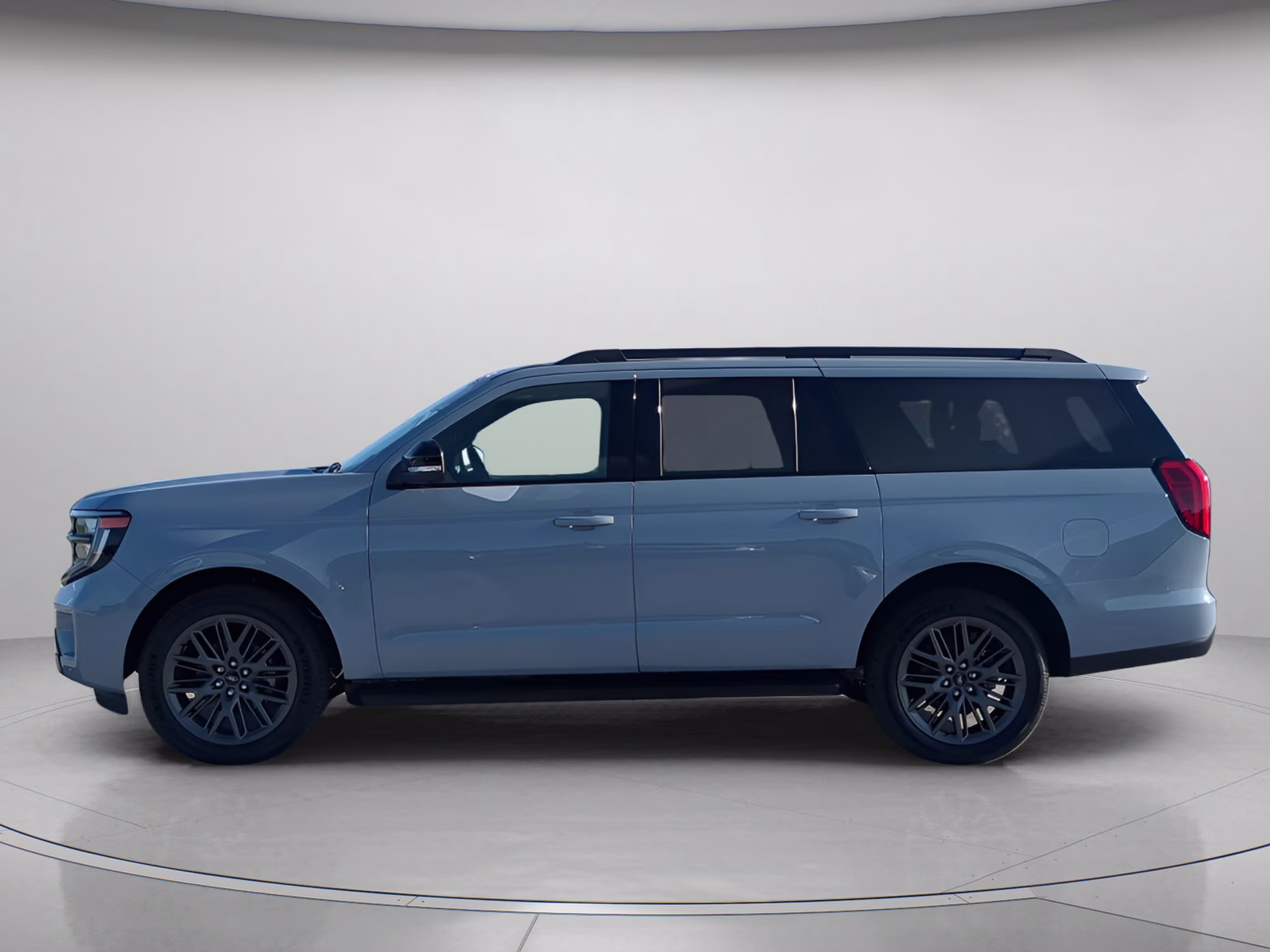 2026 Glacier Gray Metallic Tri-Coat Ford Expedition Max Platinum 4X4 SUV
