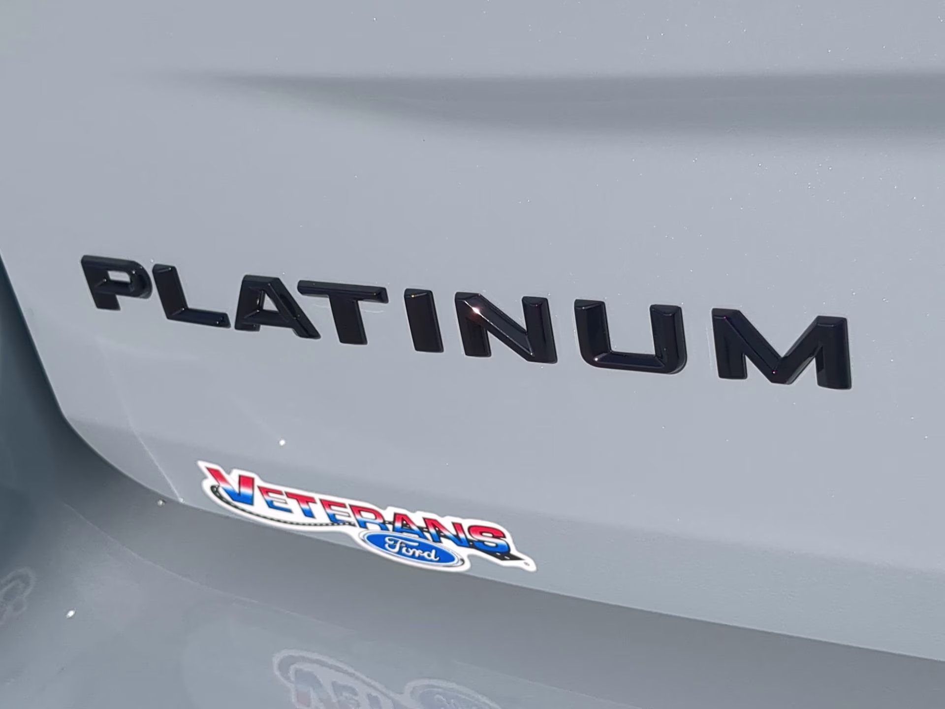 2026 Glacier Gray Metallic Tri-Coat Ford Expedition Max Platinum 4X4 SUV