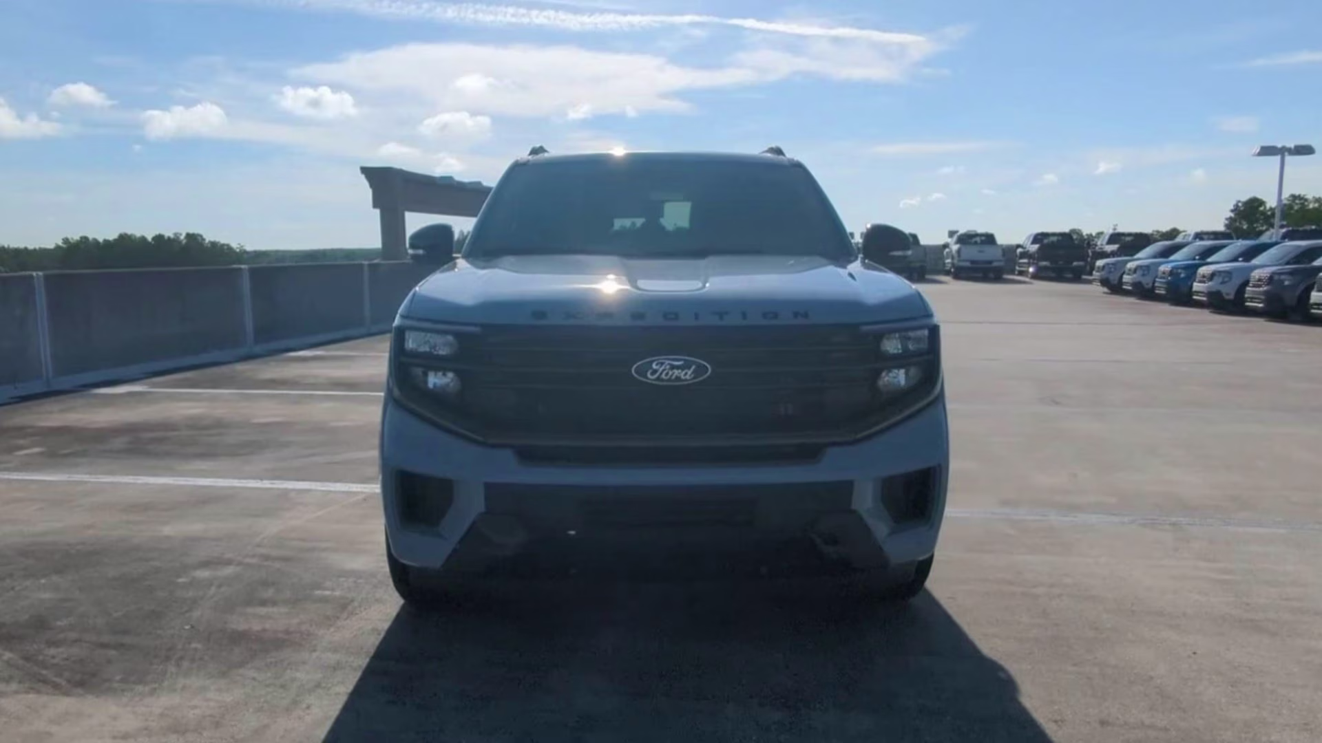 2026 Glacier Gray Metallic Tri-Coat Ford Expedition Max Platinum 4X4 SUV