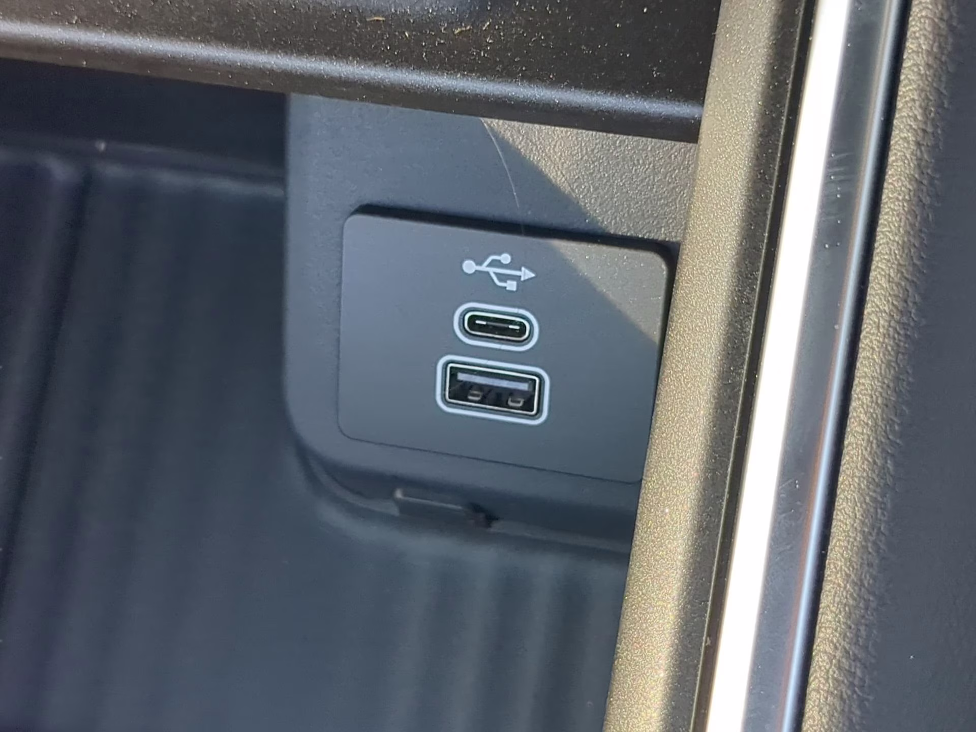 2026 Glacier Gray Metallic Tri-Coat Ford Expedition Max Platinum 4X4 SUV