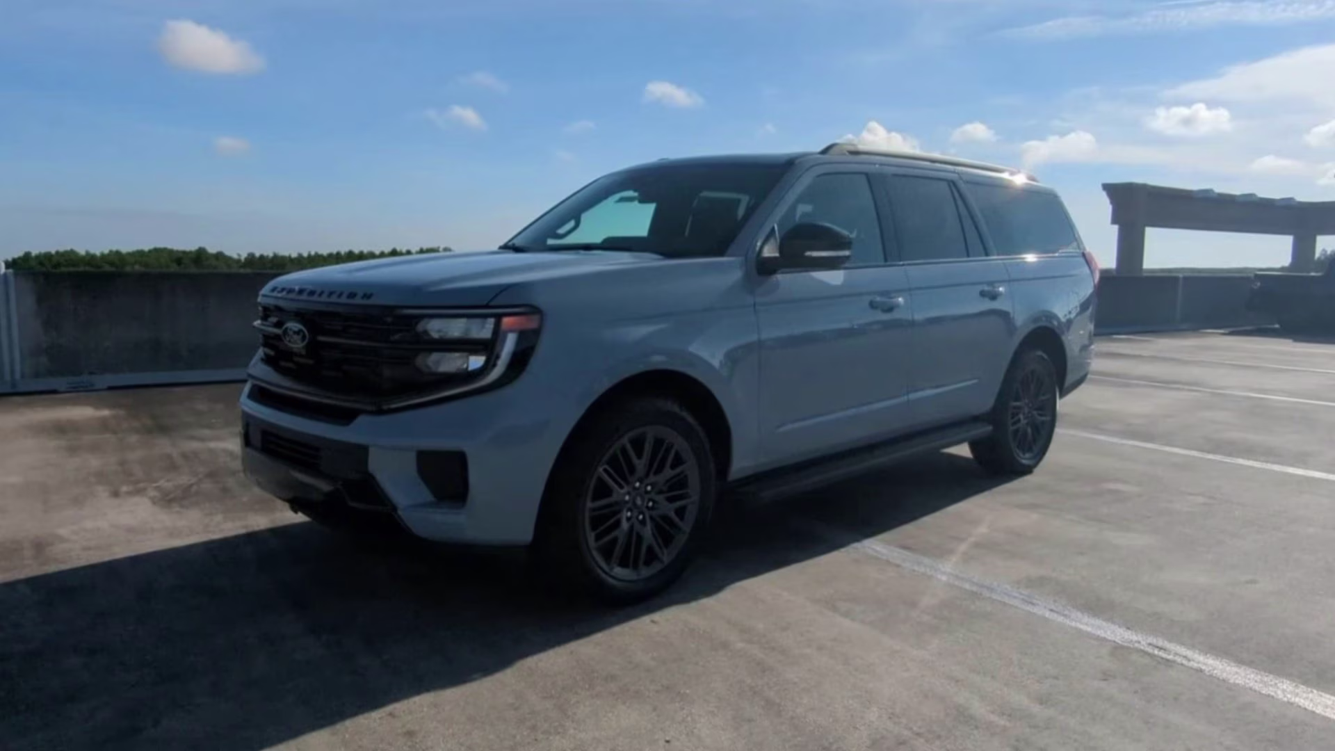 2026 Glacier Gray Metallic Tri-Coat Ford Expedition Max Platinum 4X4 SUV