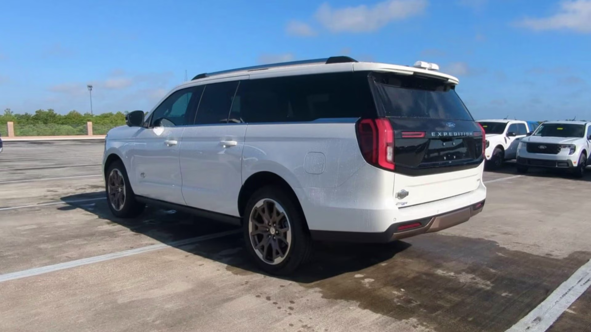 2026 Star White Metallic Tri-Coat Ford Expedition Max King Ranch 4X4 SUV