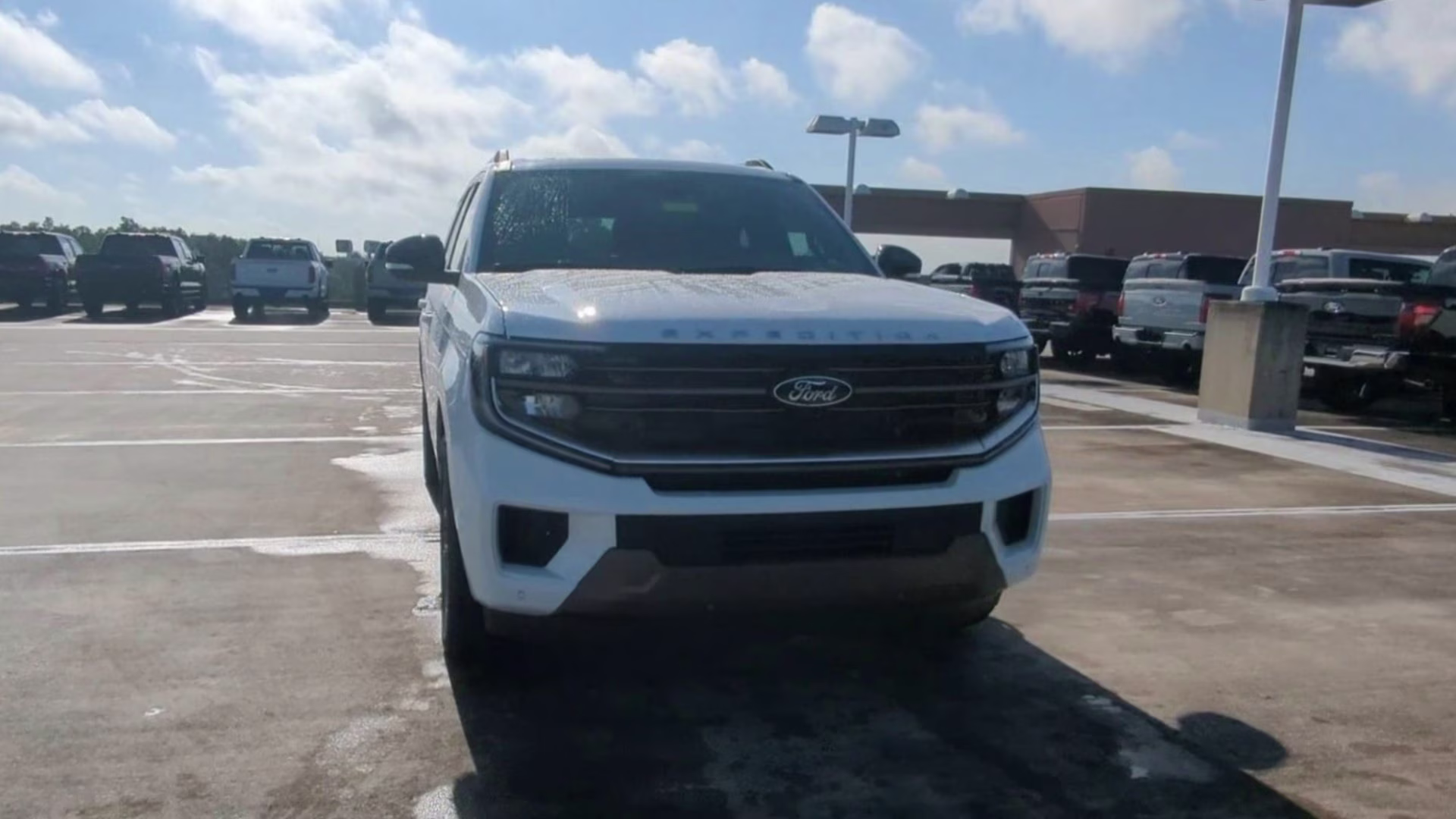 2026 Star White Metallic Tri-Coat Ford Expedition Max King Ranch 4X4 SUV