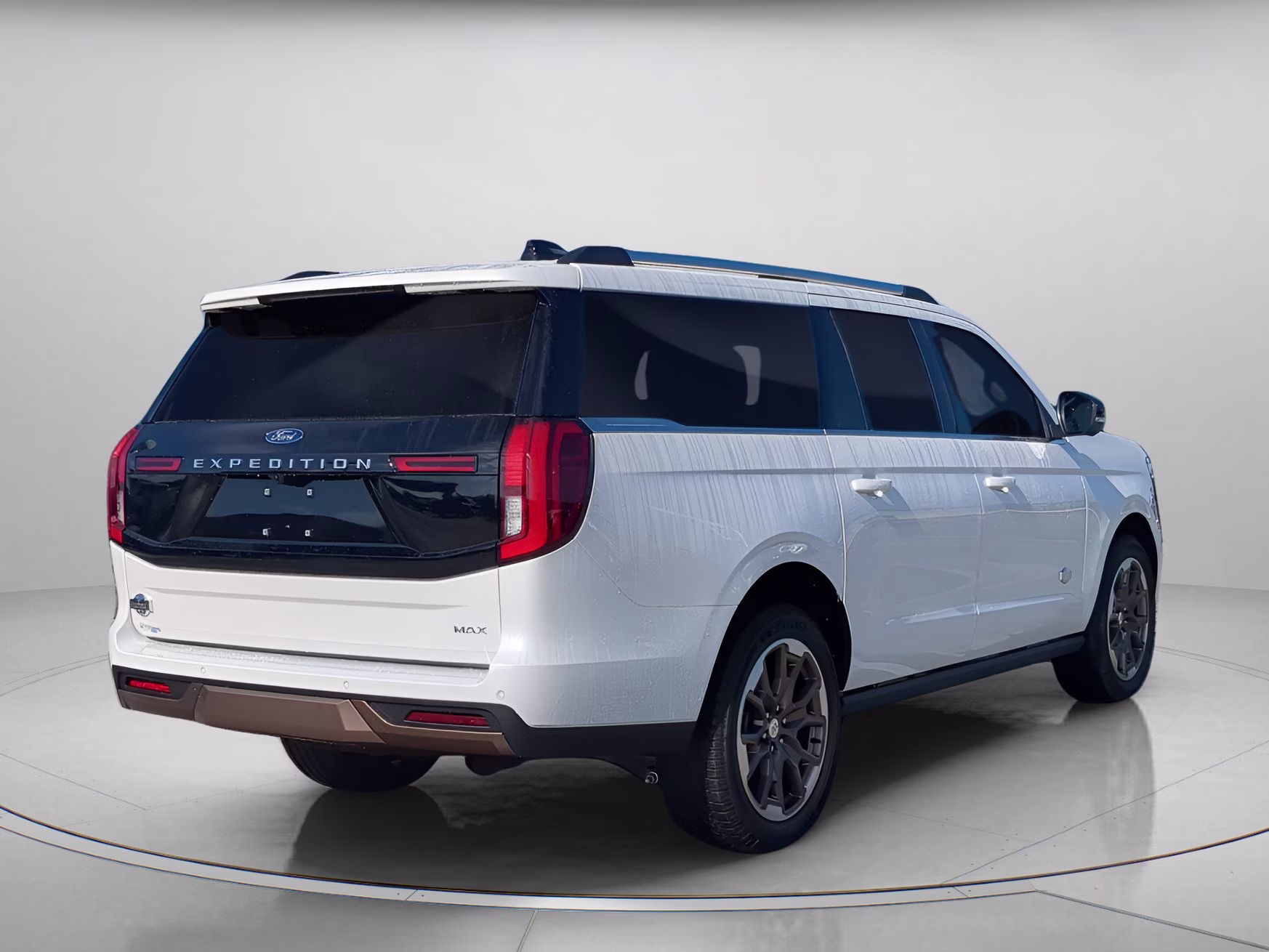 2026 Star White Metallic Tri-Coat Ford Expedition Max King Ranch 4X4 SUV