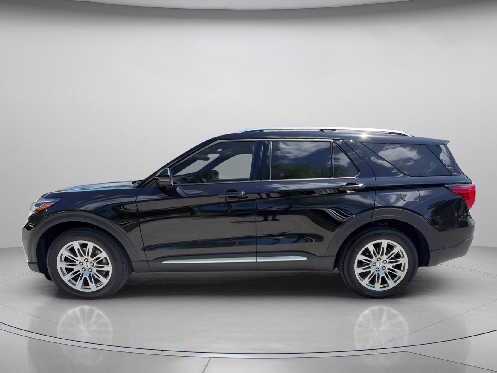 2026 Agate Black Metallic Ford Explorer Platinum RWD SUV