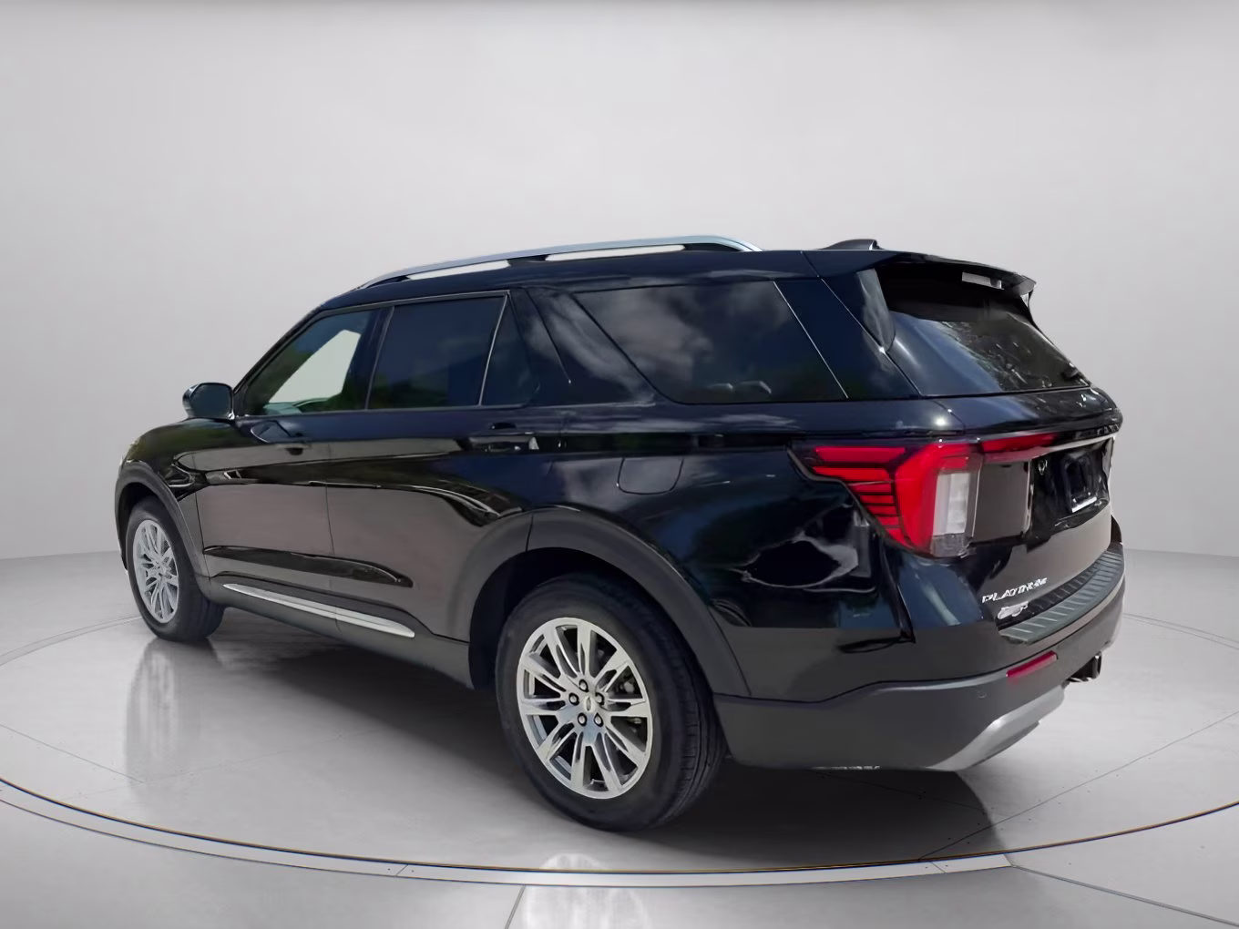 2026 Agate Black Metallic Ford Explorer Platinum RWD SUV