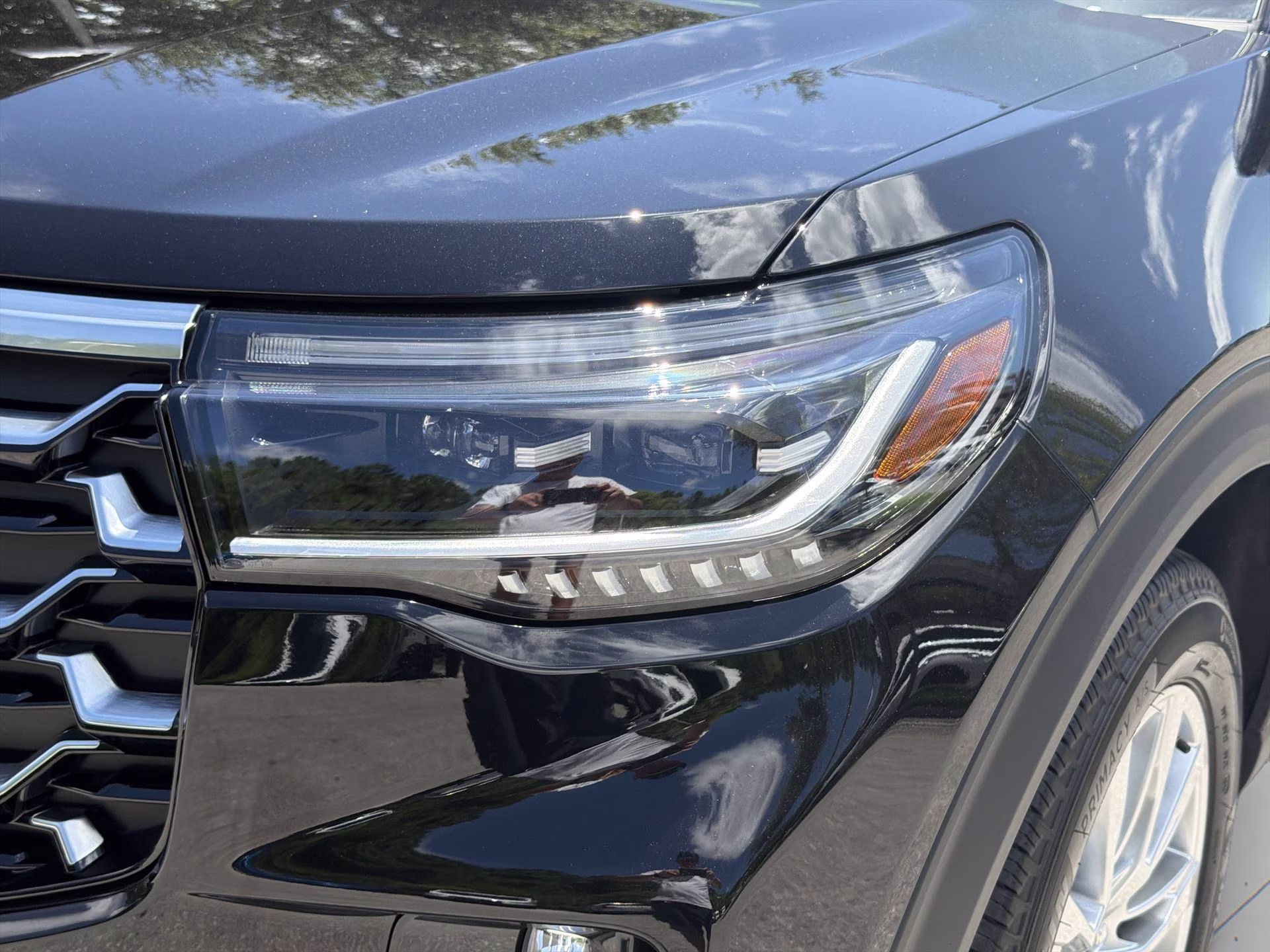 2026 Agate Black Metallic Ford Explorer Platinum RWD SUV