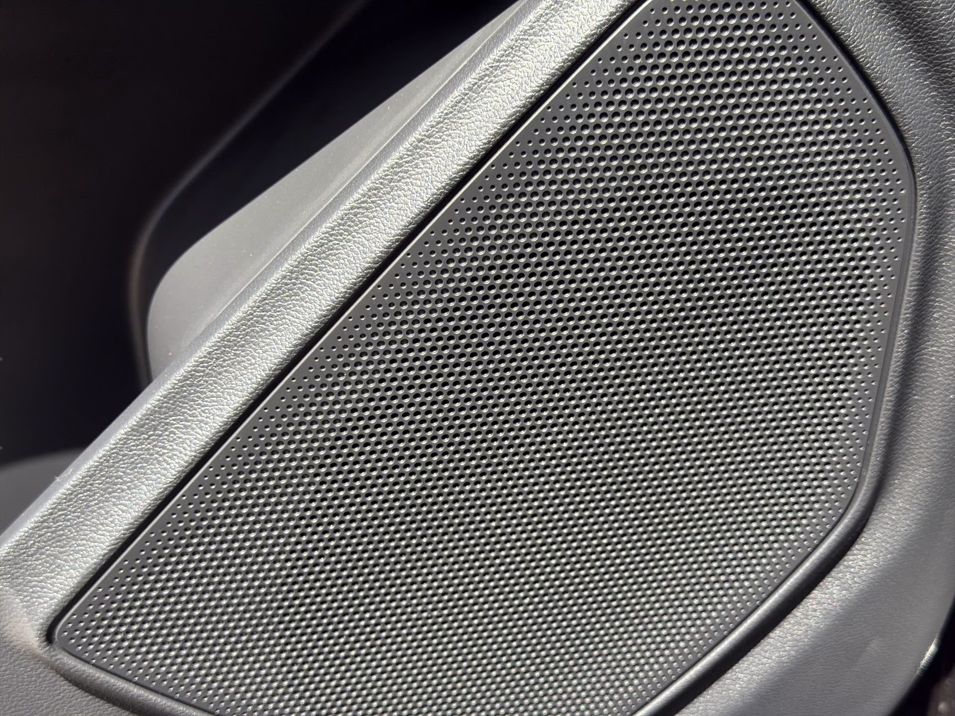 2026 Agate Black Metallic Ford Explorer Platinum RWD SUV