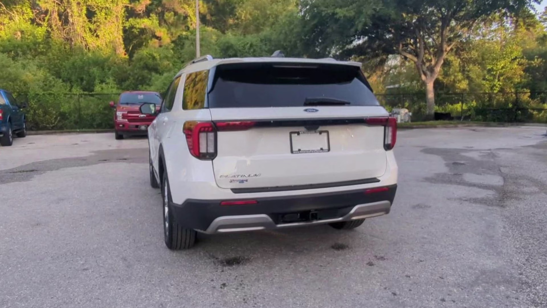 2026 Star White Metallic Tri-Coat Ford Explorer Platinum RWD SUV