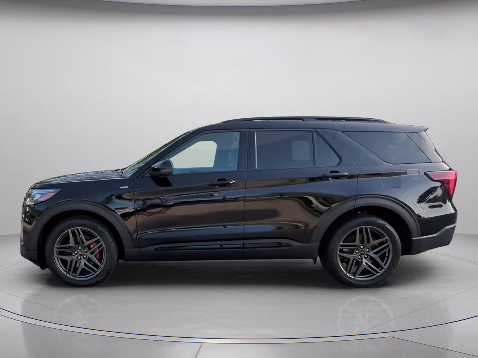 2026 Agate Black Metallic Ford Explorer ST-Line RWD SUV