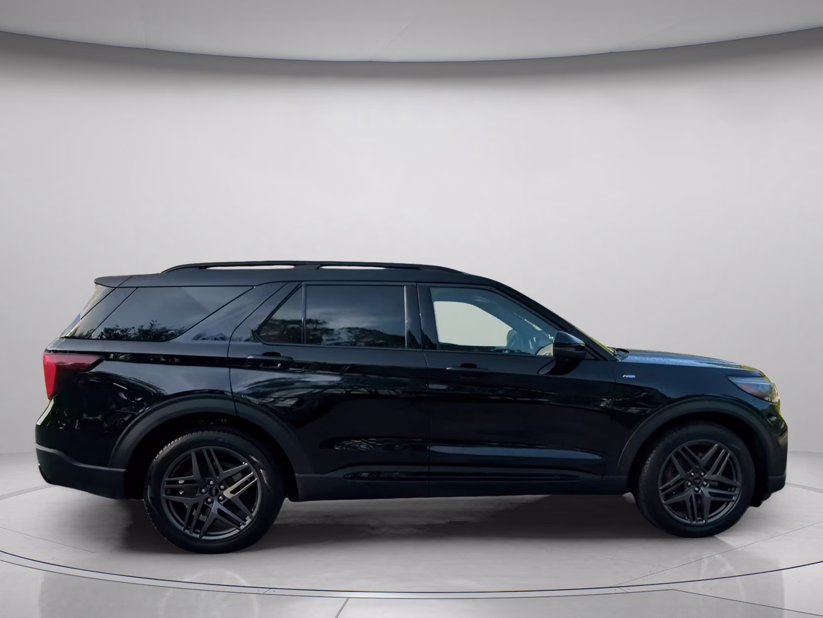 2026 Agate Black Metallic Ford Explorer ST-Line RWD SUV