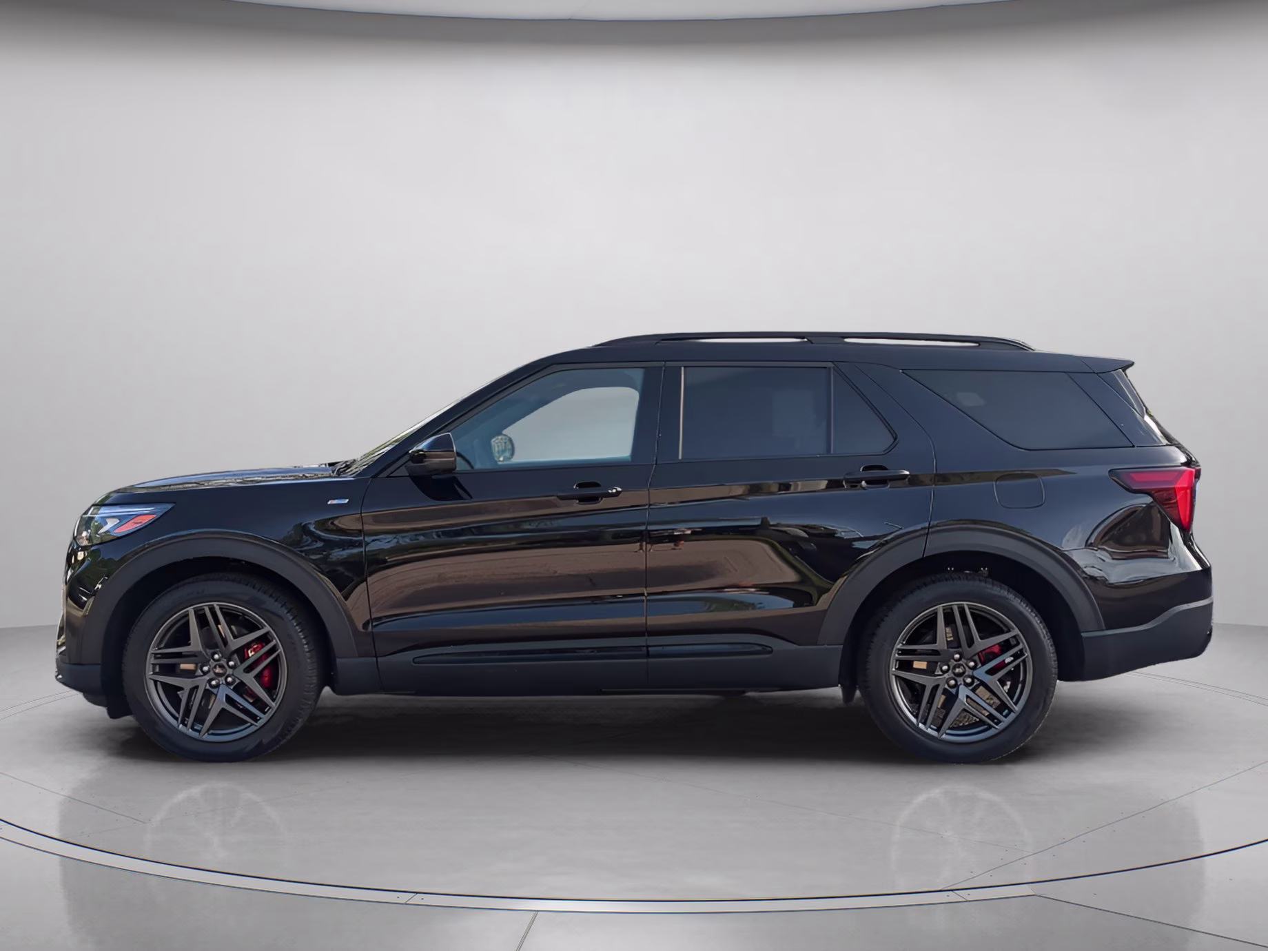 2026 Agate Black Metallic Ford Explorer ST-Line RWD SUV