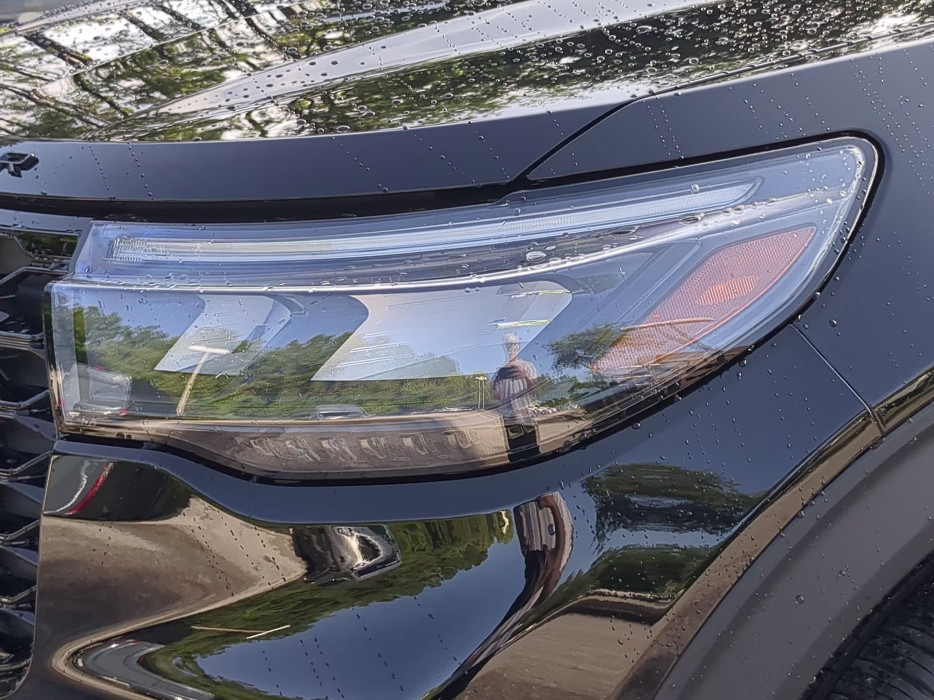 2026 Agate Black Metallic Ford Explorer ST-Line RWD SUV