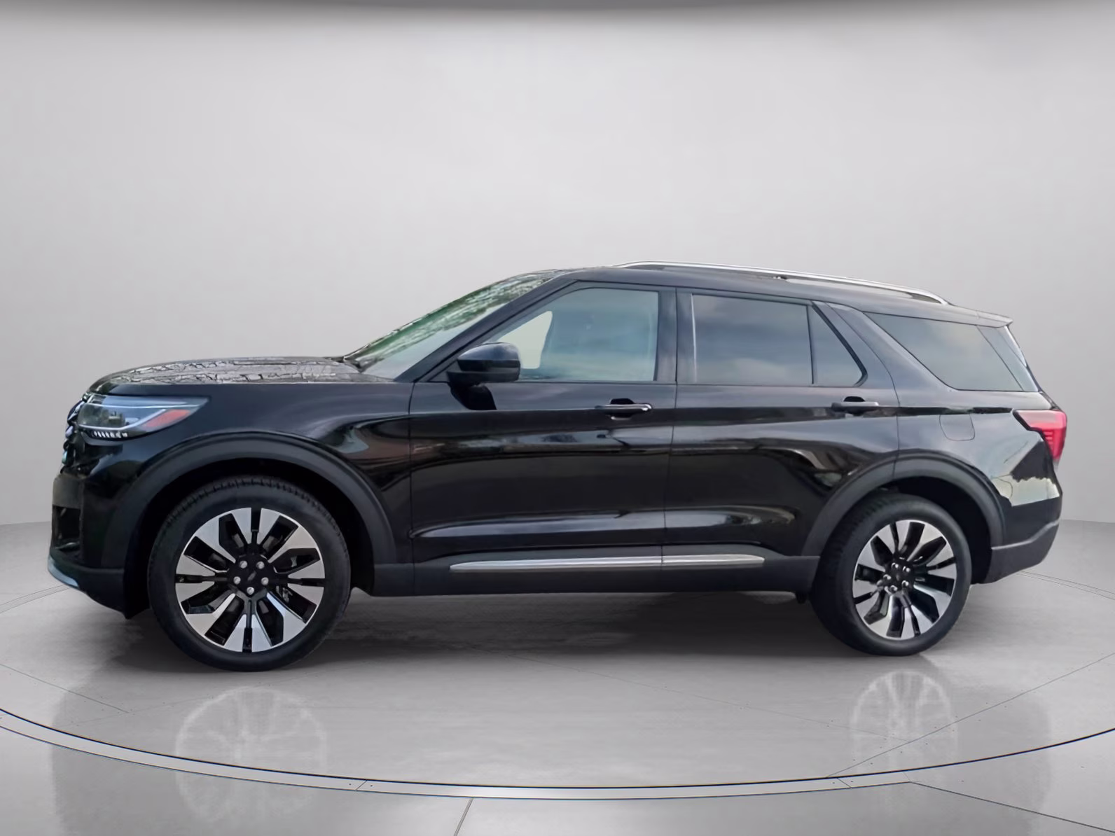 2026 Agate Black Metallic Ford Explorer Platinum 4X4 SUV