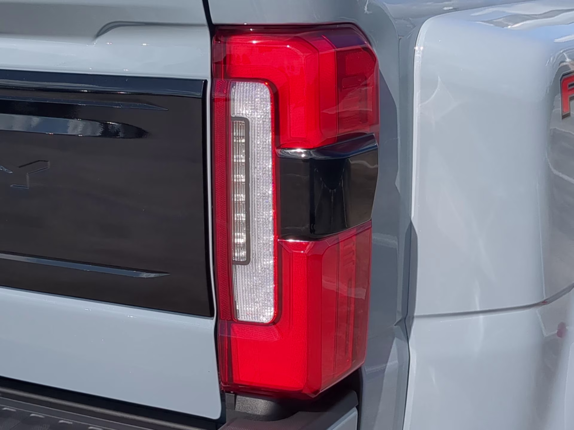 2026 Glacier Gray Metallic Tricoat Ford Super Duty F-350 DRW Platinum Crew Cab Pickup 4X4 Truck