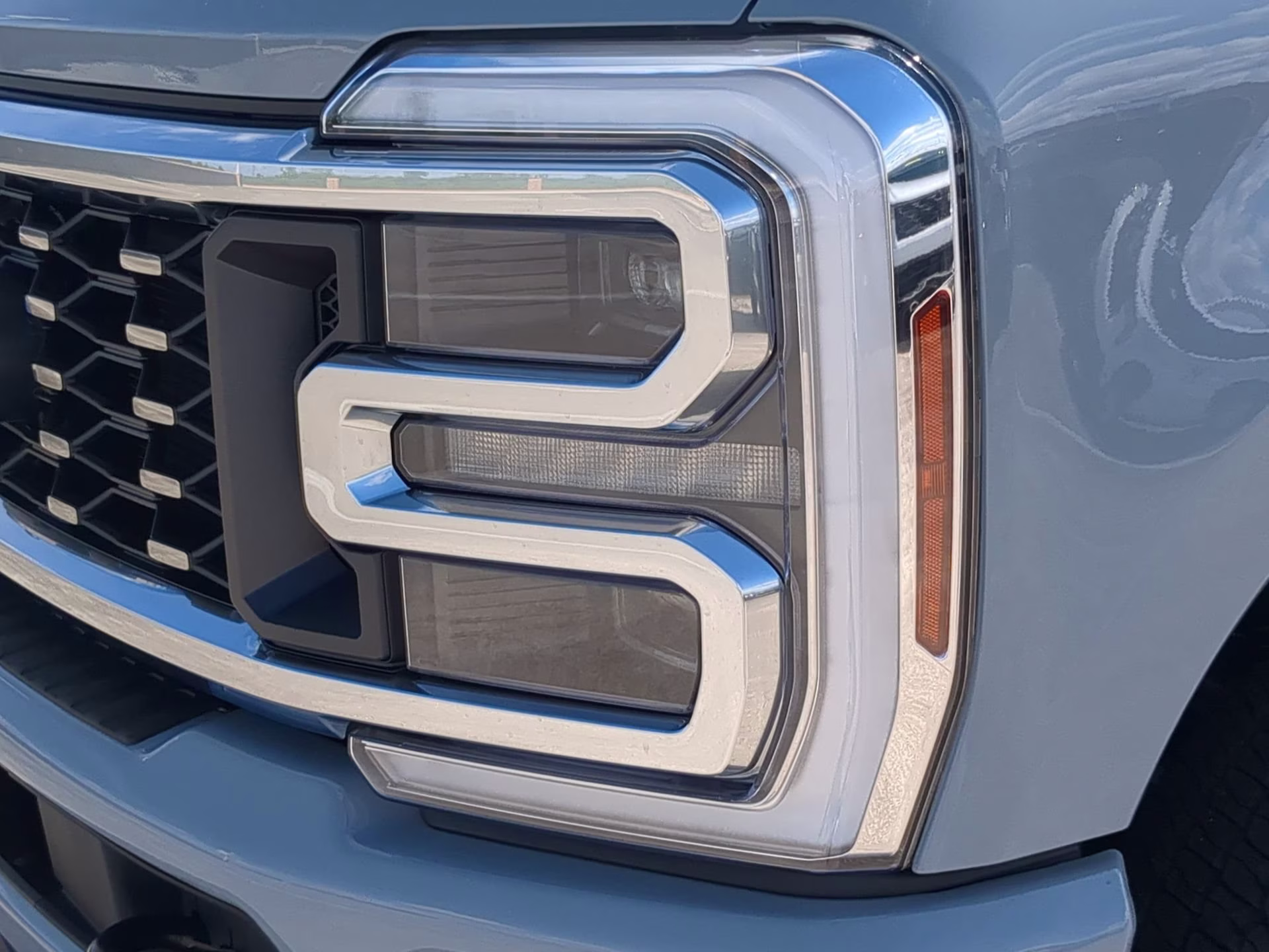 2026 Glacier Gray Metallic Tricoat Ford Super Duty F-350 DRW Platinum Crew Cab Pickup 4X4 Truck
