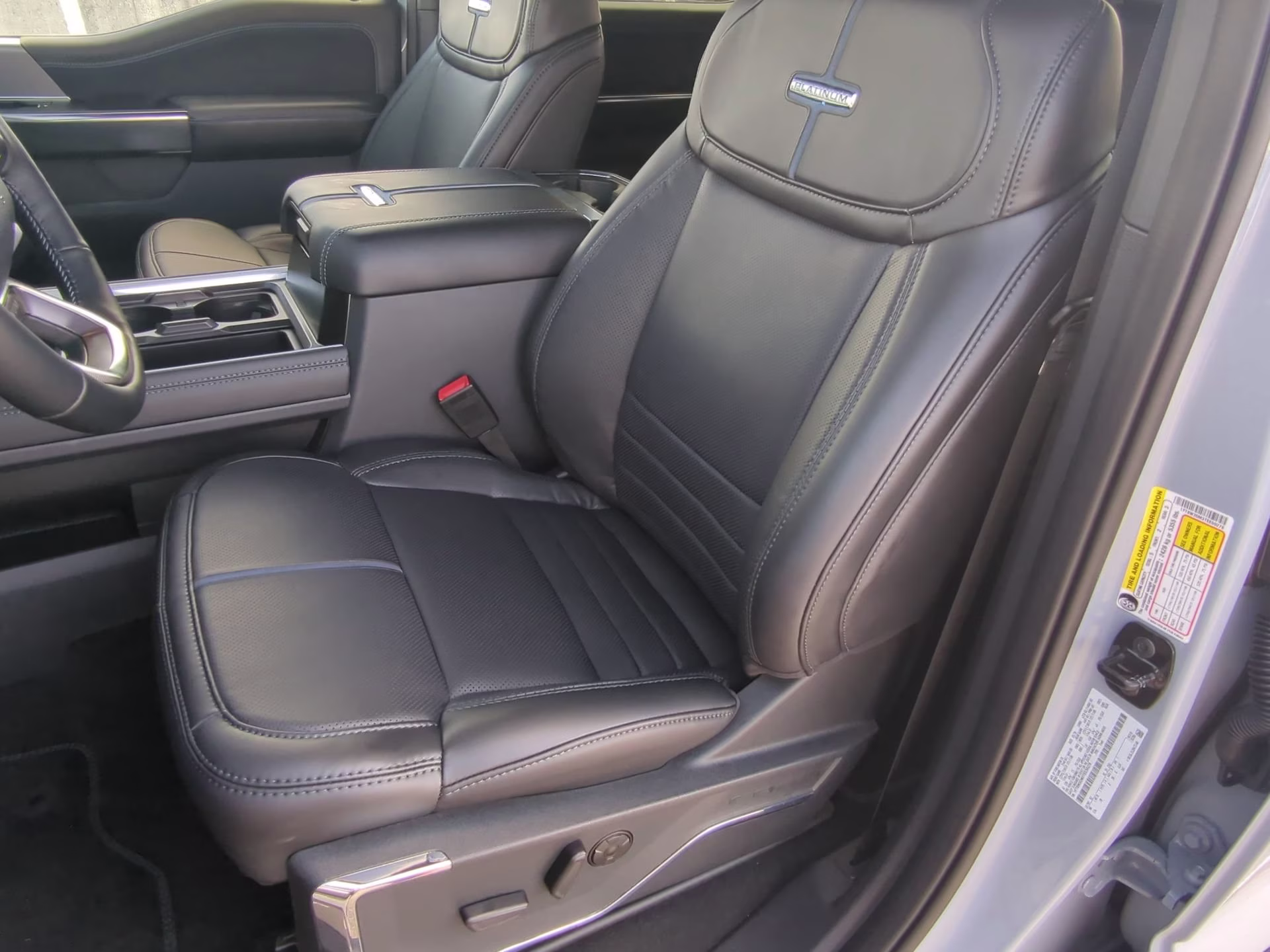 2026 Glacier Gray Metallic Tricoat Ford Super Duty F-350 DRW Platinum Crew Cab Pickup 4X4 Truck