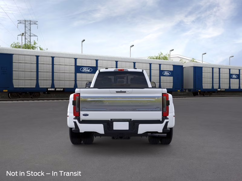 2026 Star White Metallic Tri-Coat Ford Super Duty F-350 DRW Platinum Crew Cab Pickup 4X4 Truck