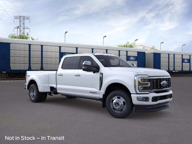 2026 Star White Metallic Tri-Coat Ford Super Duty F-350 DRW Platinum Crew Cab Pickup 4X4 Truck