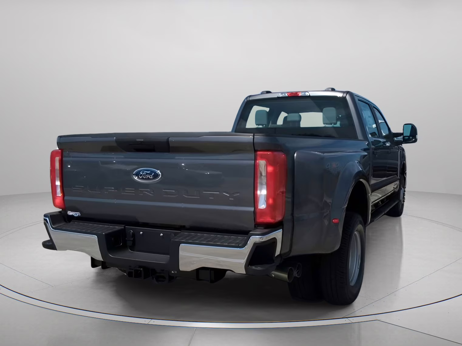2026 Carbonized Gray Metallic Ford Super Duty F-350 DRW XL Crew Cab Pickup 4X4 Truck