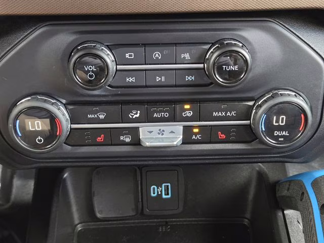 2023 Carbonized Gray Metallic Ford Bronco Outer Banks 4X4 SUV