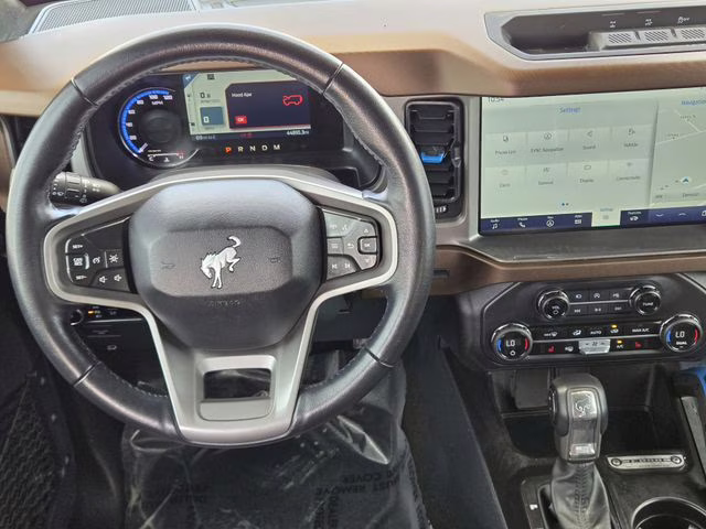 2023 Carbonized Gray Metallic Ford Bronco Outer Banks 4X4 SUV