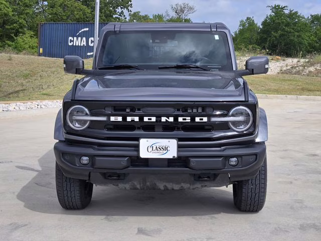 2023 Carbonized Gray Metallic Ford Bronco Outer Banks 4X4 SUV
