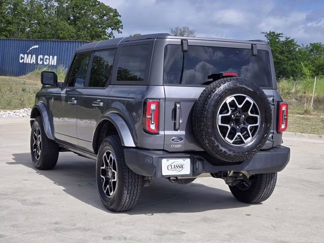 2023 Carbonized Gray Metallic Ford Bronco Outer Banks 4X4 SUV