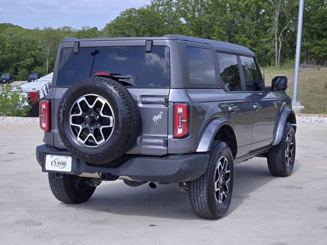 2023 Carbonized Gray Metallic Ford Bronco Outer Banks 4X4 SUV