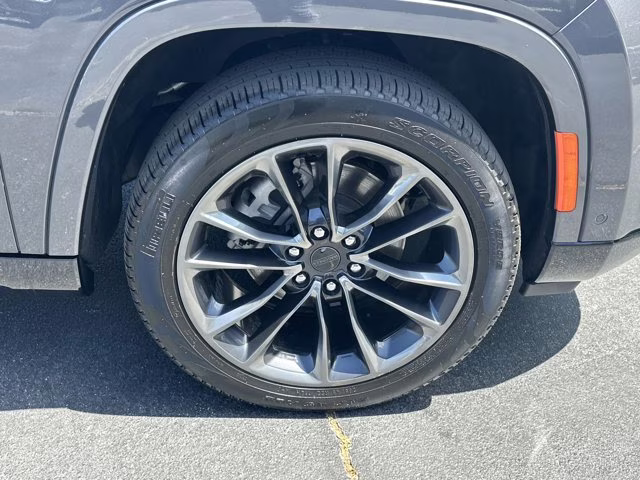 2025 Baltic Gray Metallic Clearcoat Jeep Grand Wagoneer Series III Obsidian 4X4 SUV