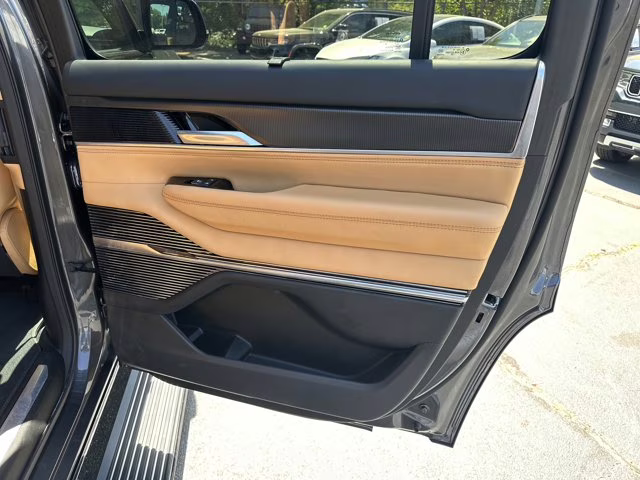 2025 Baltic Gray Metallic Clearcoat Jeep Grand Wagoneer Series III Obsidian 4X4 SUV