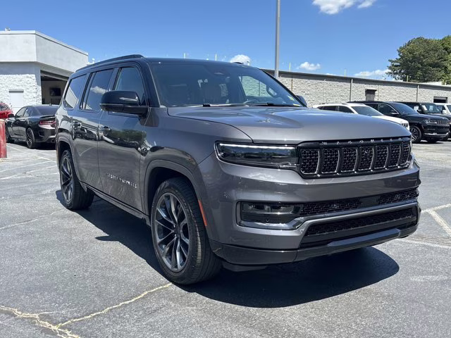 2025 Baltic Gray Metallic Clearcoat Jeep Grand Wagoneer Series III Obsidian 4X4 SUV