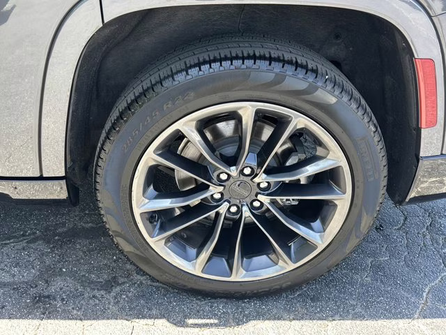 2025 Baltic Gray Metallic Clearcoat Jeep Grand Wagoneer Series III Obsidian 4X4 SUV