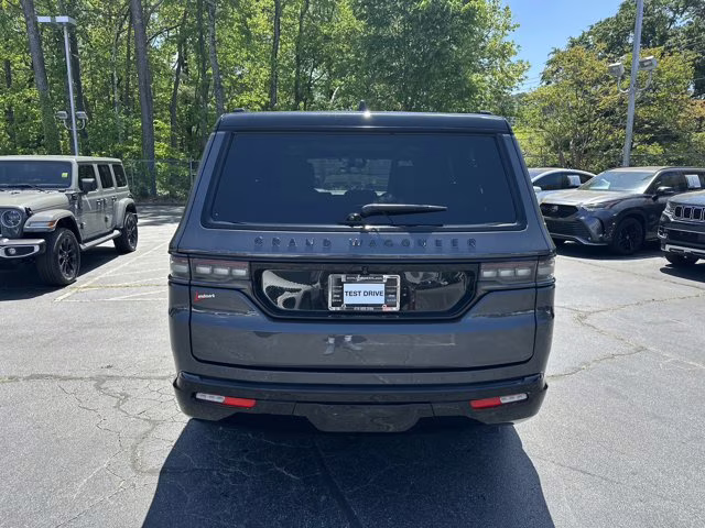 2025 Baltic Gray Metallic Clearcoat Jeep Grand Wagoneer Series III Obsidian 4X4 SUV