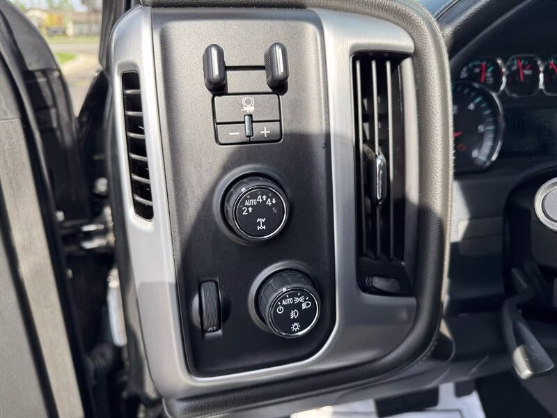 2017 Onyx Black GMC Sierra 1500 SLT 4X4 Truck